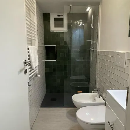 Lägenhet Bramante24 Trilocale In Sarpi *